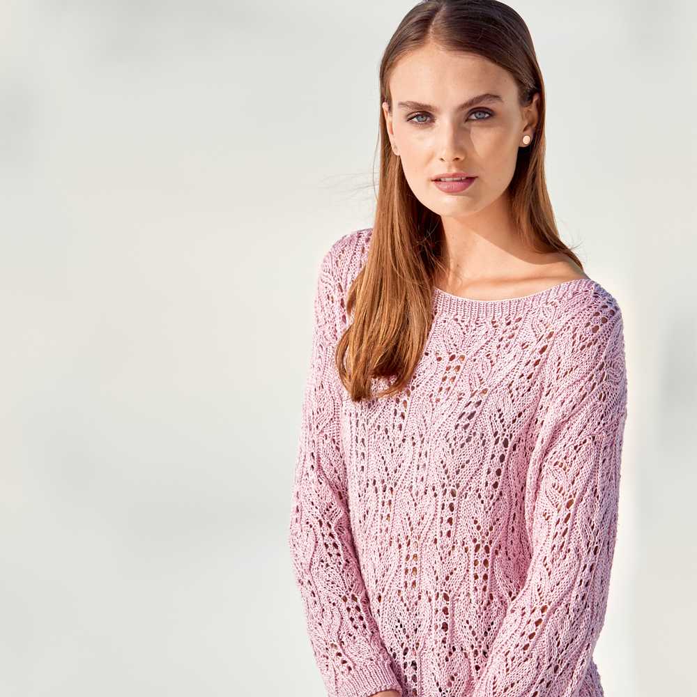 Вязаный женский свитер: модные узоры, фото моделей, тренды 2021