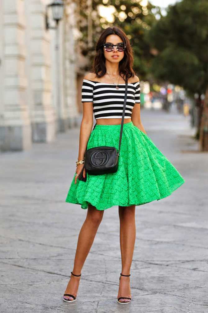 С чем носить зеленую юбку-карандаш, варианты стильных образов