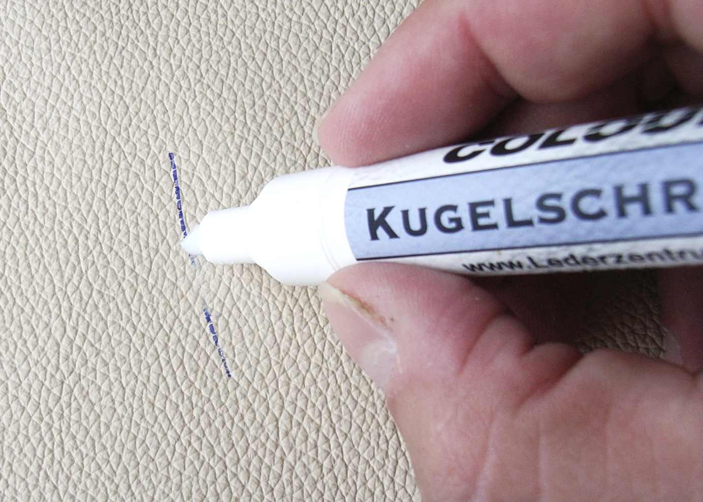 Как вывести пятна чернил шариковой ручки: действенные и эффективные способы,
