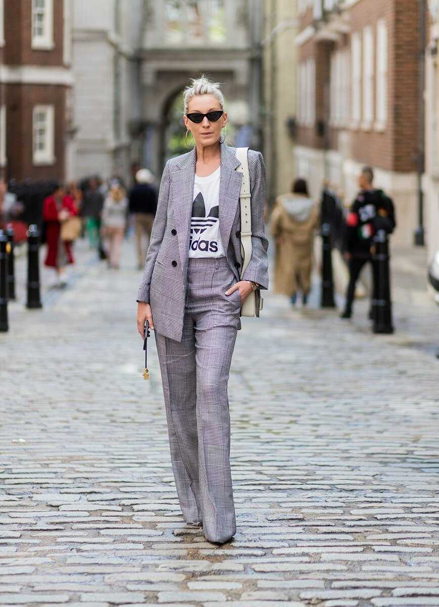 Мода для женщин старше 50 во французском стиле: идеальные образы для зрелых дам