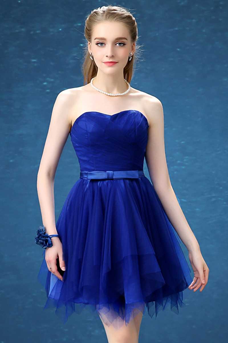 Платье на выпускной 2021 11 класс модные тенденции фото
