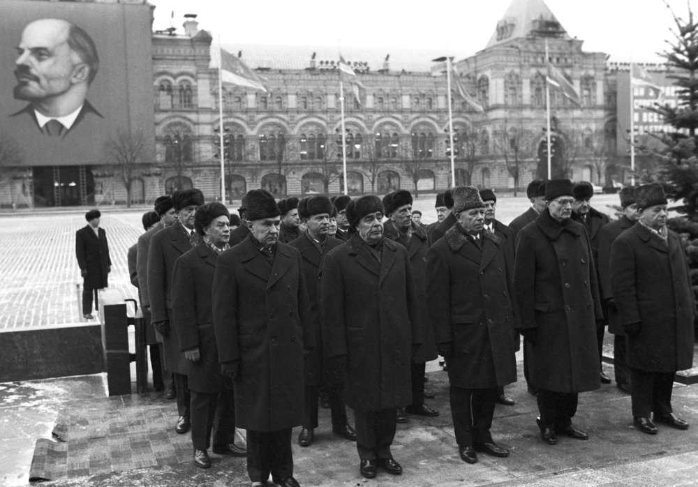 «12 половых заповедей пролетариата»: чем они шокировали советских граждан