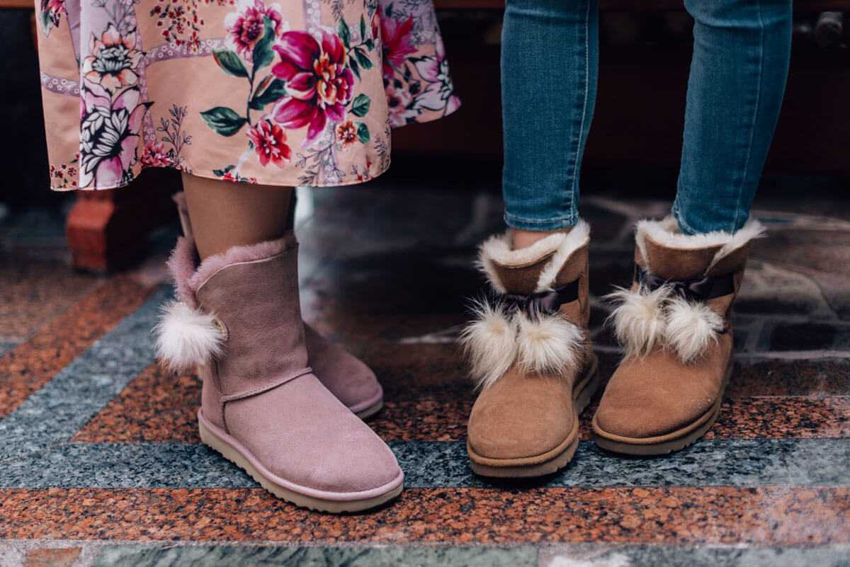Угги-мокасины – оригинальная обувь, утепленная натуральной овечьей шерстью Как выбрать и с чем носить женские с мехом от UGG Australia Обзор моделей и отзывы