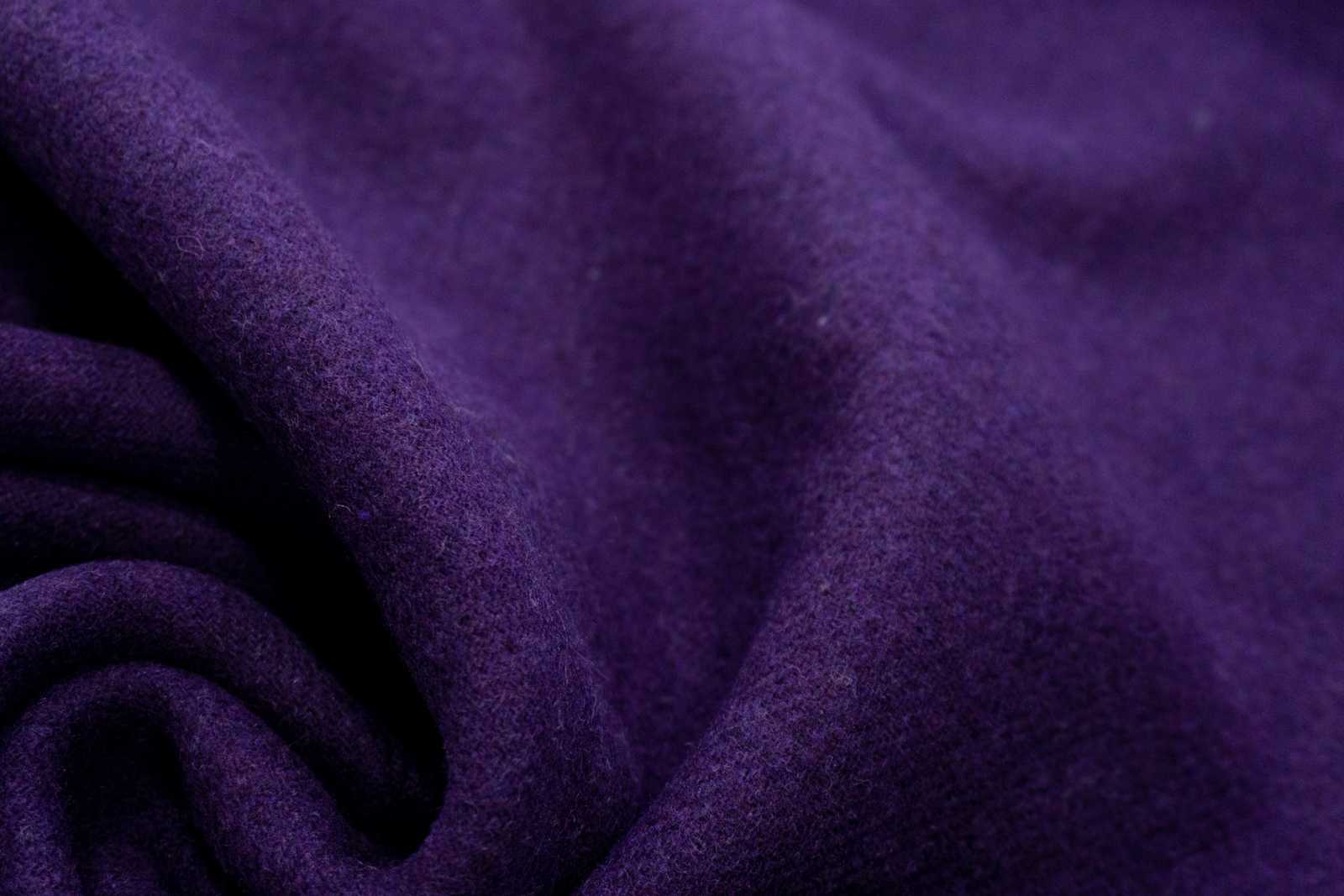 Шерстяная ткань для пиджаков и костюмов: виды костюмных и пиджачных материалов