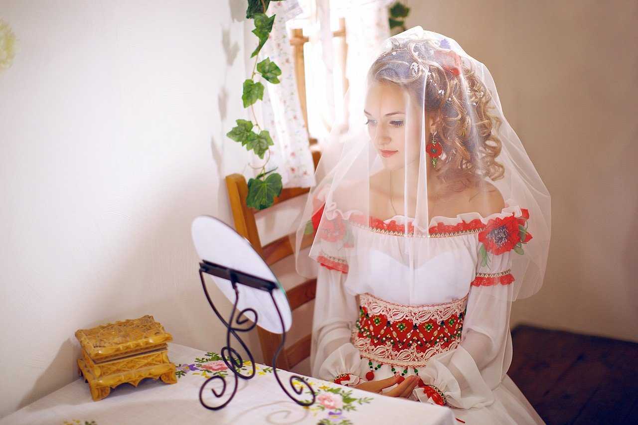 Свадебные платья в русском народном стиле с фото