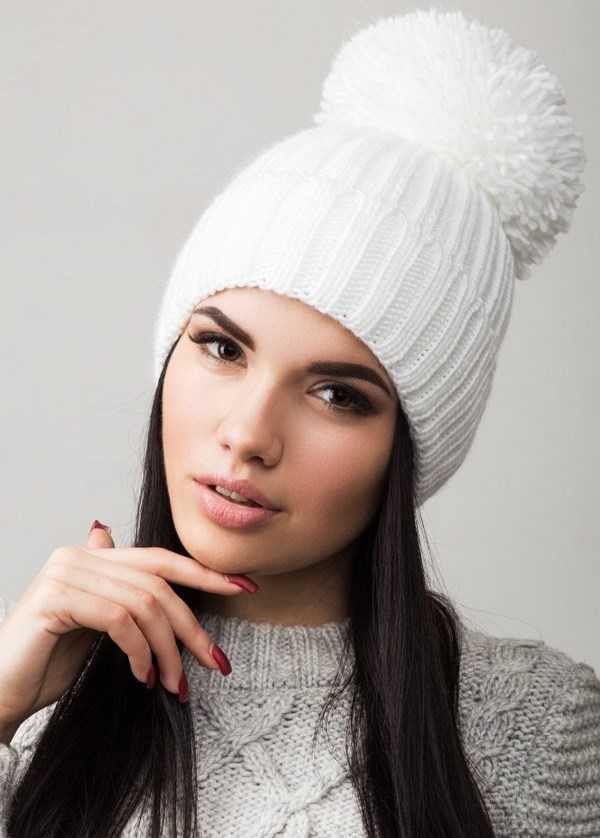Модные женские зимние шапки 2021-2022: тенденции, тренды, новинки, модели головных уборов