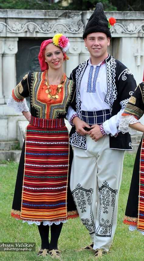 Адыгейский национальный костюм: фото и отличительные черты