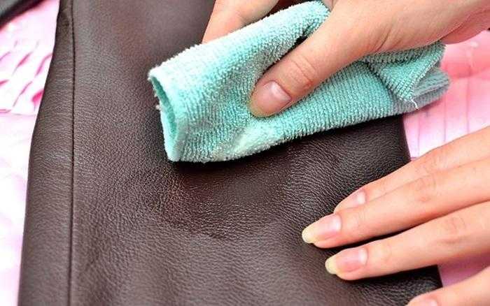 Как почистить пиджак в домашних условиях: самые эффективные методы