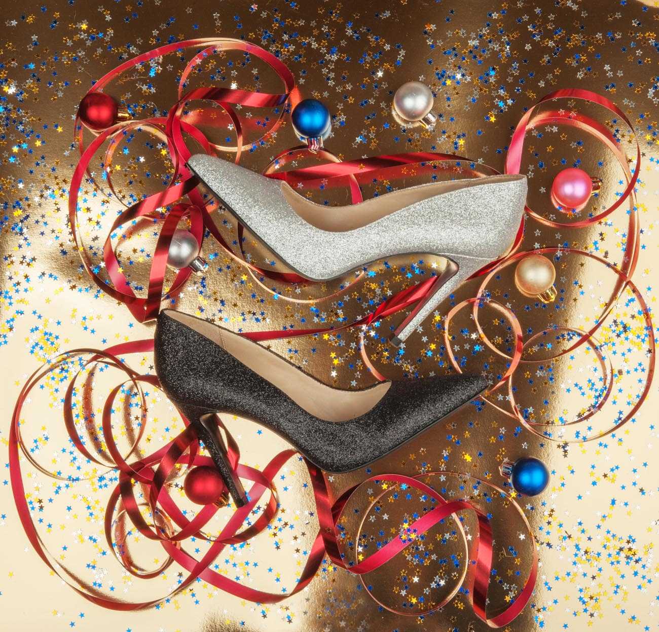 Вечерние туфли 2022 года отличаются яркими нарядными и праздничными моделями, которые идеально подойдут даже для празднования Нового года Каковы особенности, преимущества и правила выбора вечерних туфель