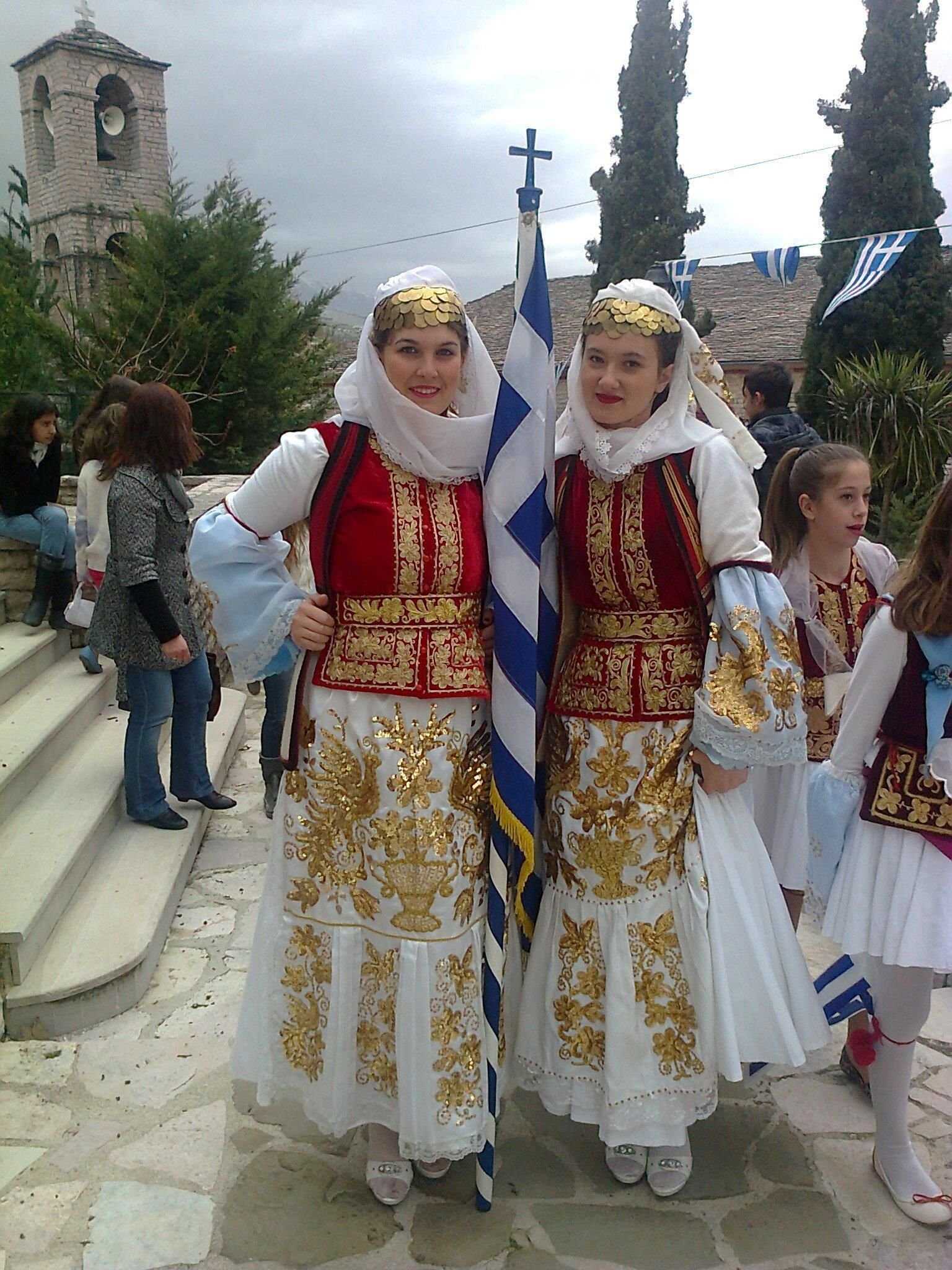 Греческие эвзоны - история и костюмы