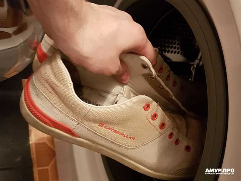 Можно ли стирать кожаные кроссовки в стиральной машине-автомат, как постирать обувь из натуральной и искусственной кожи, замши: советы по стирке