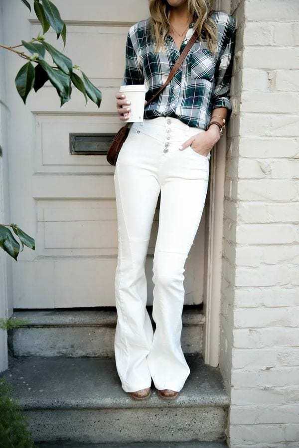 С чем носить белые джинсы? (51 фото)