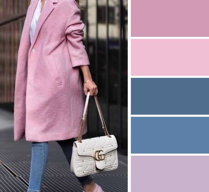 Удачные сочетание синего цвета и розового в одежде