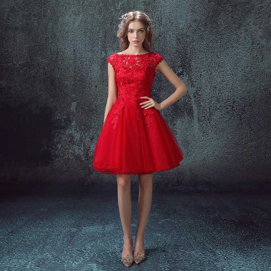 Красное платье на выпускной 2021-2022: фото для 11 и 9 класса