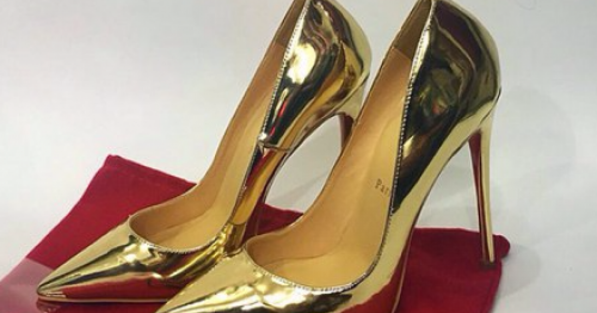 Босоножки Лабутены вызывают восторг у женщин всего мира Каковы отличительные особенности и преимущества у обуви от от Кристиана Лабутена Обзор популярных моделей